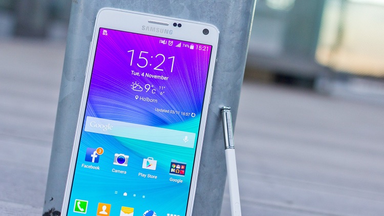 Galaxy Note 4   - найсерйозніший апарат з нашого списку